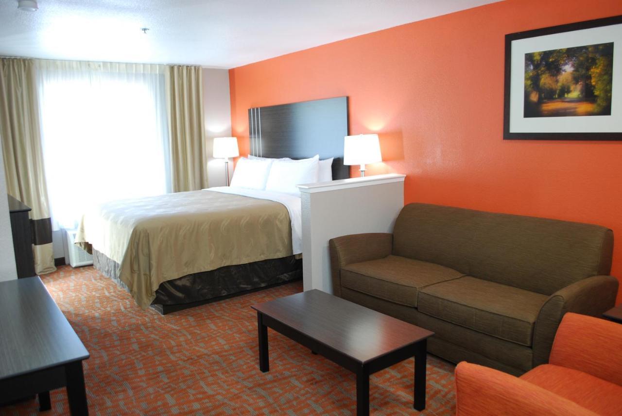 Quality Inn & Suites Fresno Northwest Zewnętrze zdjęcie