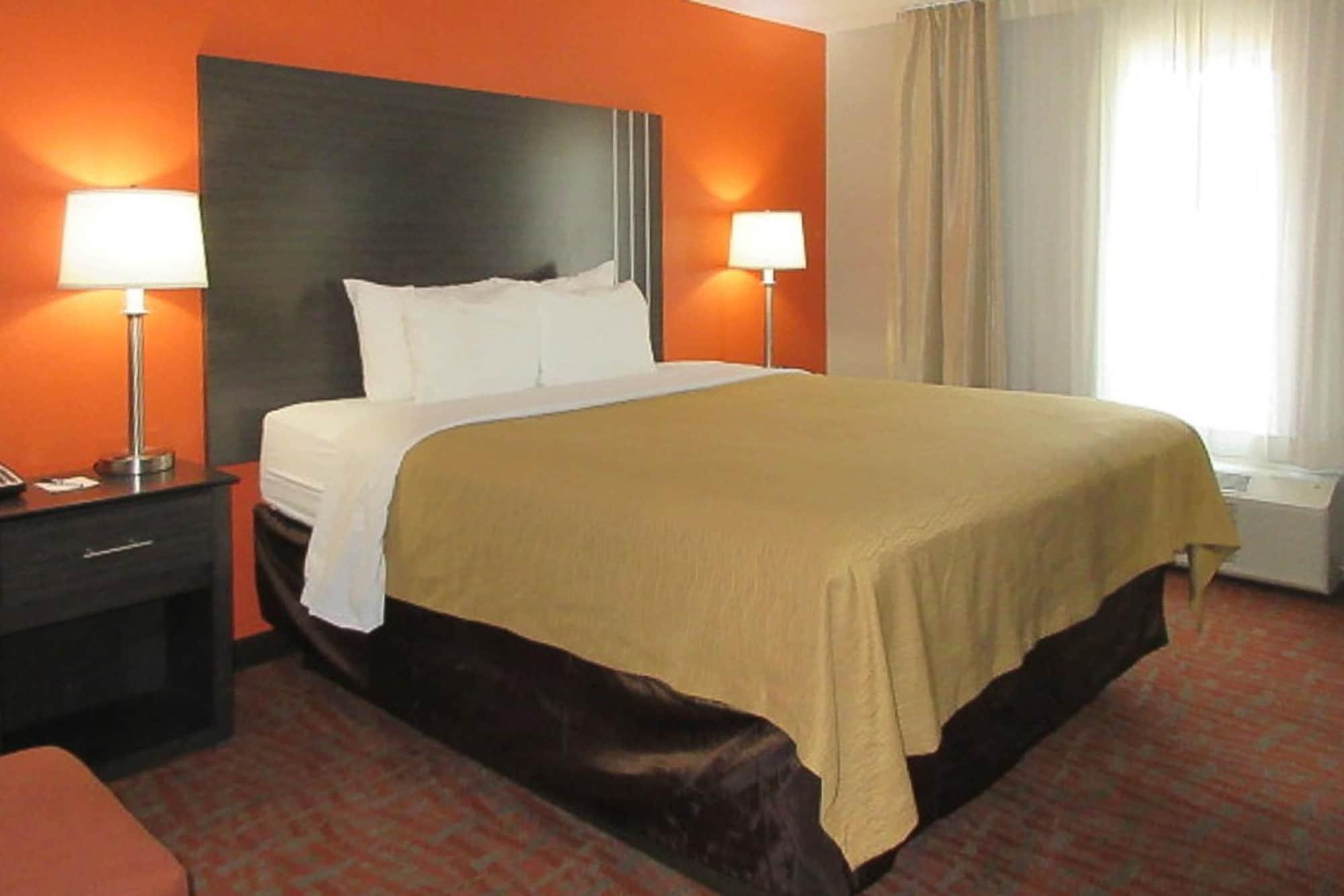 Quality Inn & Suites Fresno Northwest Zewnętrze zdjęcie