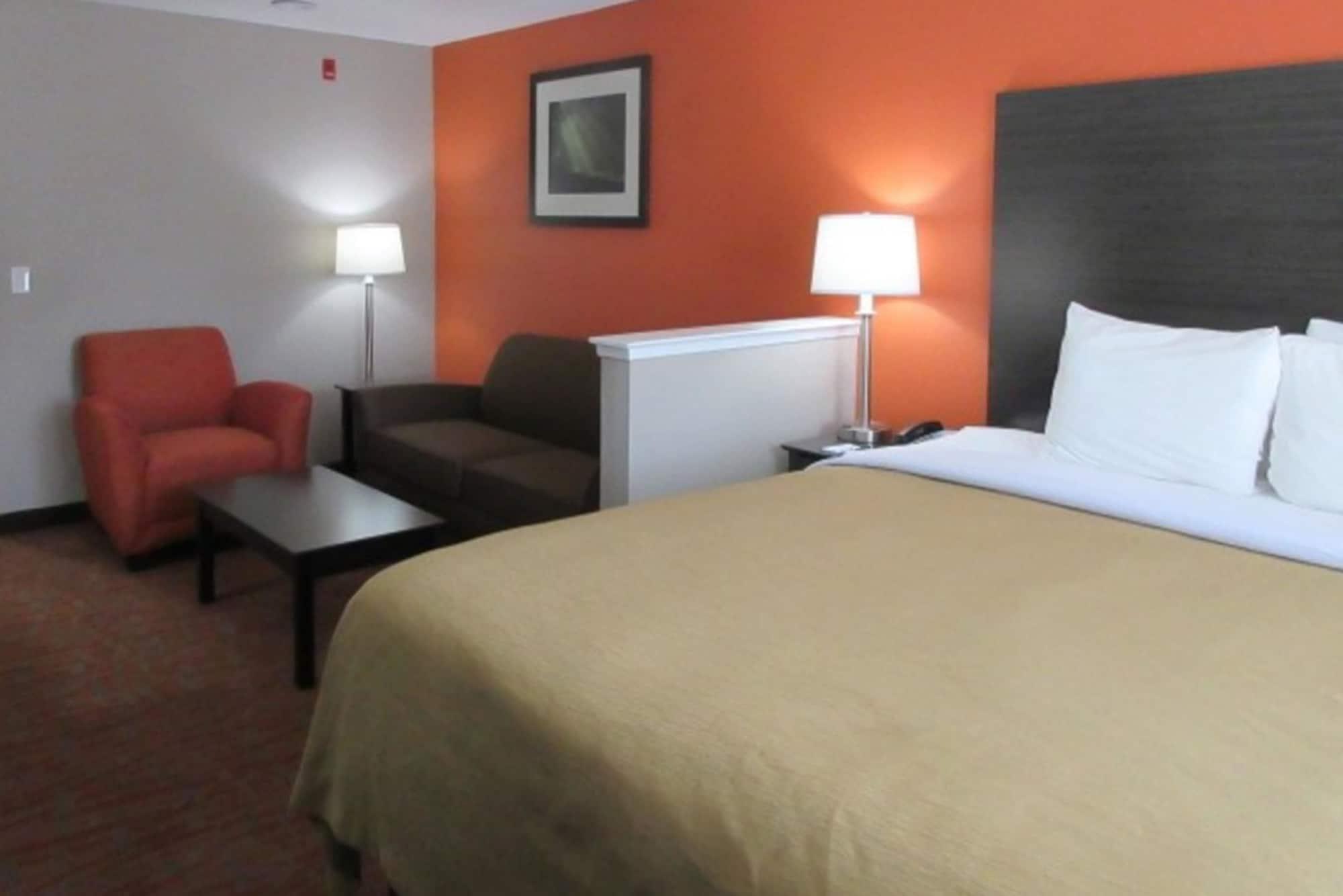 Quality Inn & Suites Fresno Northwest Zewnętrze zdjęcie