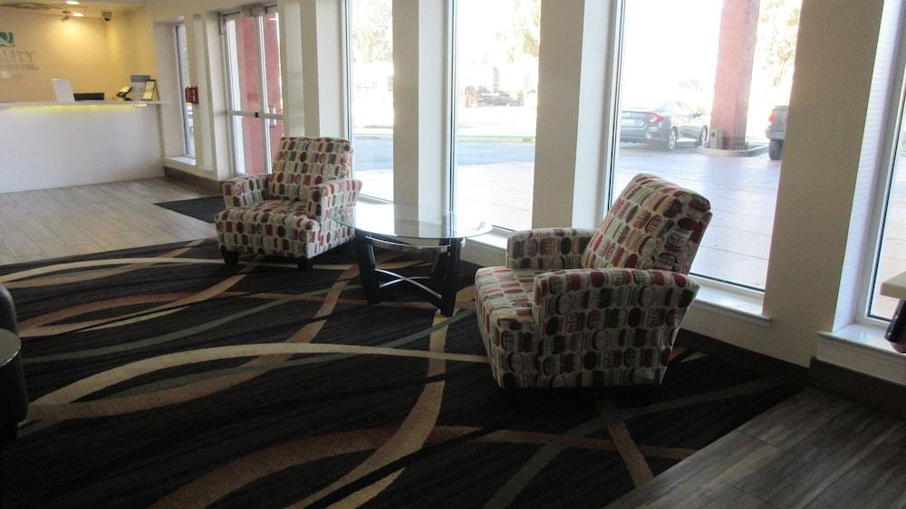 Quality Inn & Suites Fresno Northwest Zewnętrze zdjęcie