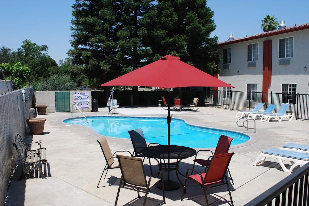 Quality Inn & Suites Fresno Northwest Zewnętrze zdjęcie