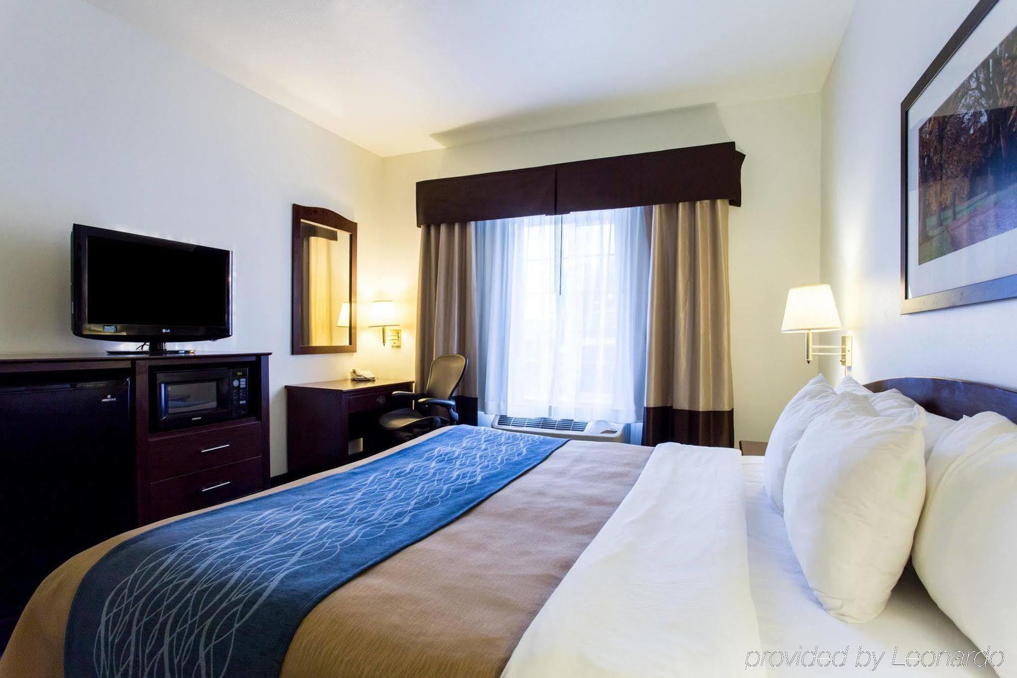 Quality Inn & Suites Fresno Northwest Zewnętrze zdjęcie
