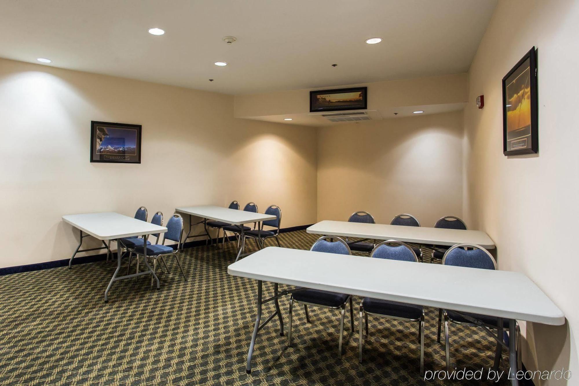 Quality Inn & Suites Fresno Northwest Zewnętrze zdjęcie